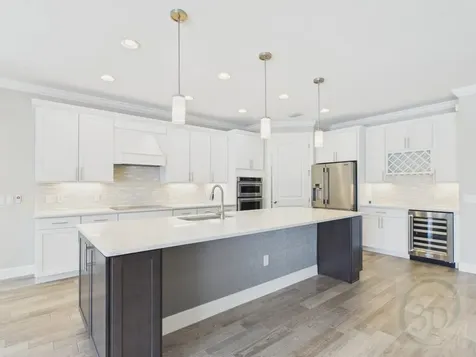 5038 Pendelton Square Vero Beach FL 32967