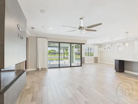 5038 Pendelton Square Vero Beach FL 32967