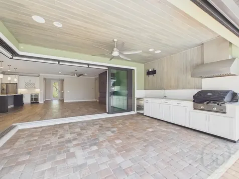 5038 Pendelton Square Vero Beach FL 32967