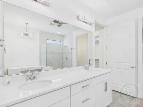 5038 Pendelton Square Vero Beach FL 32967