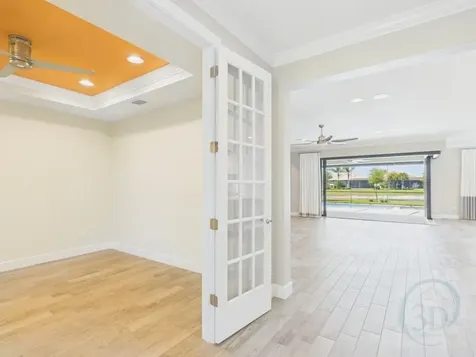 5038 Pendelton Square Vero Beach FL 32967