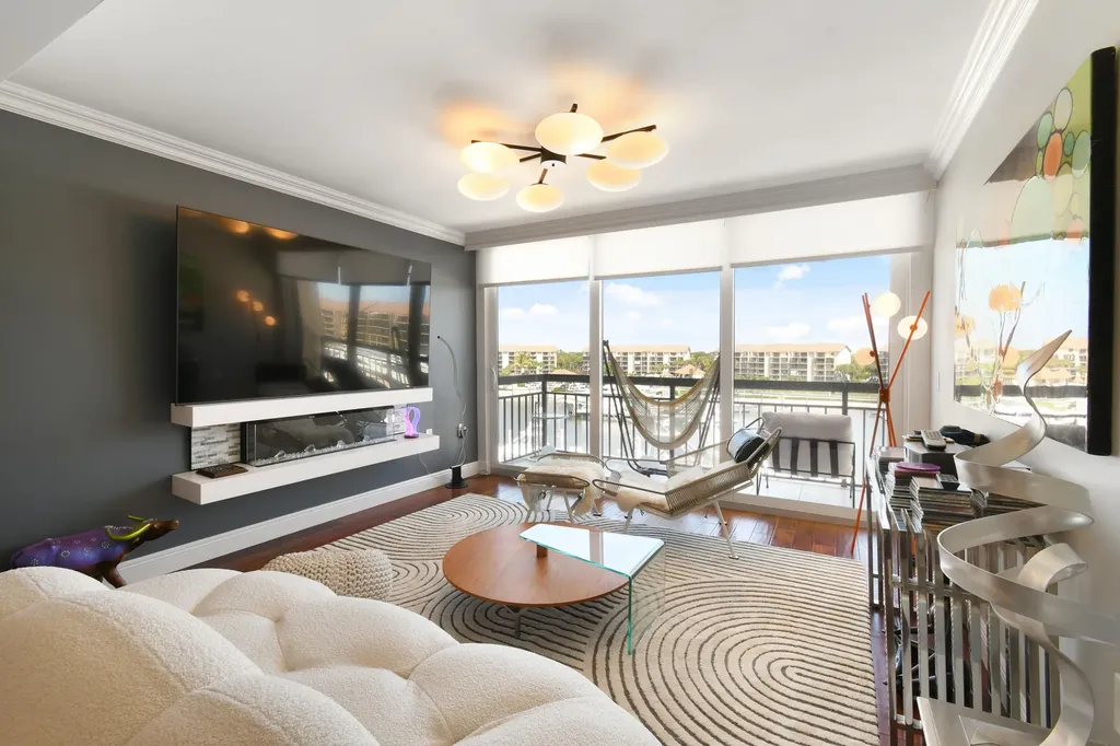 2401 Marina Isle Way Jupiter FL 33477