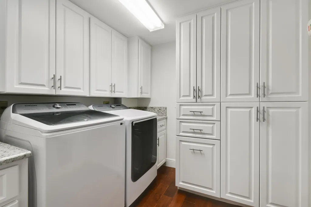 2401 Marina Isle Way Jupiter FL 33477