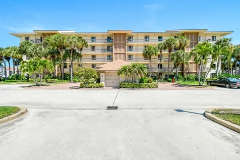 2401 Marina Isle Way Jupiter FL 33477