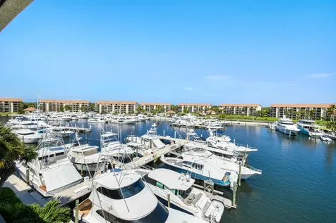 2401 Marina Isle Way Jupiter FL 33477