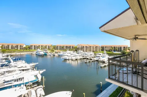 2401 Marina Isle Way Jupiter FL 33477