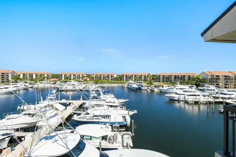 2401 Marina Isle Way Jupiter FL 33477