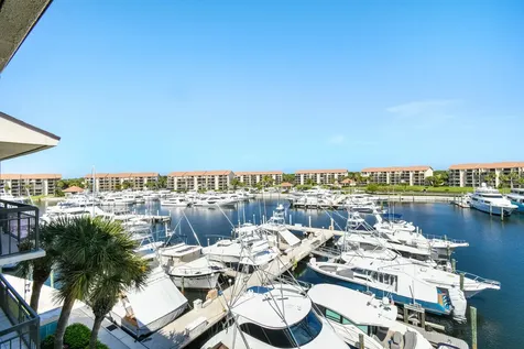 2401 Marina Isle Way Jupiter FL 33477