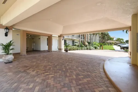 2401 Marina Isle Way Jupiter FL 33477