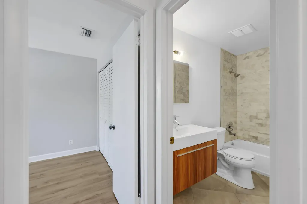 3275 Frederick Boulevard Delray Beach FL 33483