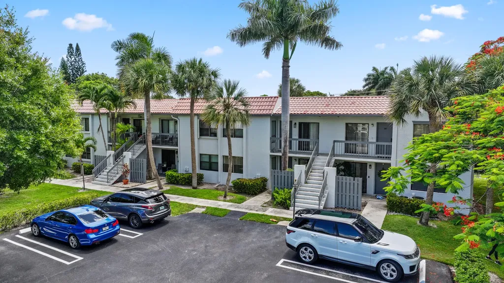 3275 Frederick Boulevard Delray Beach FL 33483