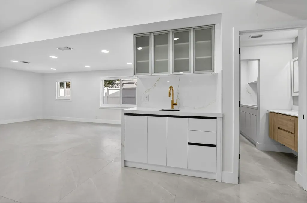 7134 San Sebastian Drive Boca Raton FL 33433