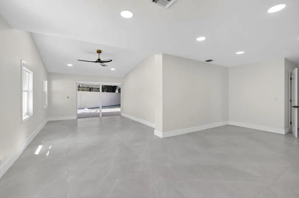 7134 San Sebastian Drive Boca Raton FL 33433
