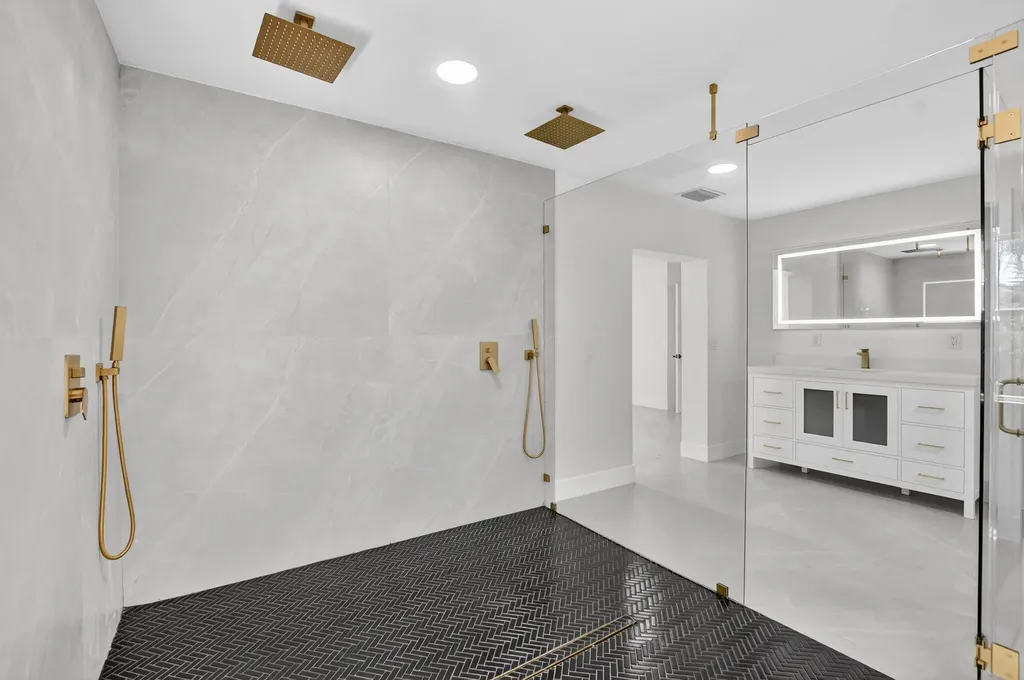 7134 San Sebastian Drive Boca Raton FL 33433