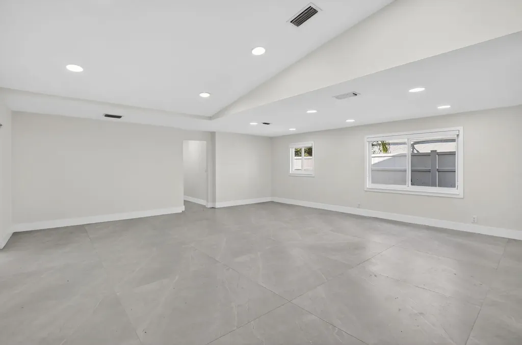 7134 San Sebastian Drive Boca Raton FL 33433