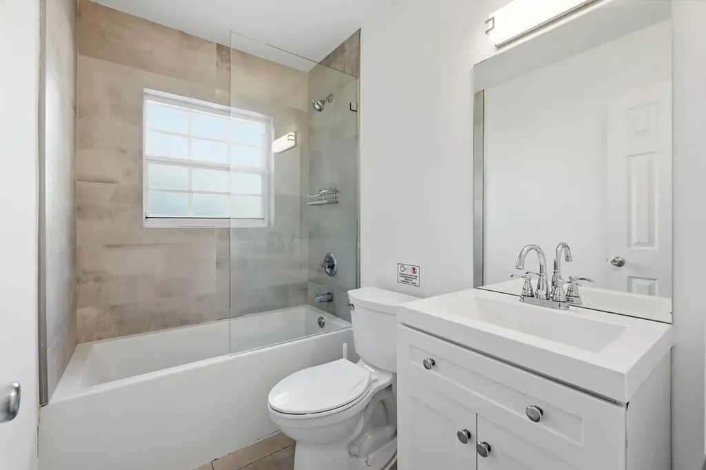 629 NE 36th Street Oakland Park FL 33334