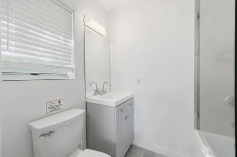 629 NE 36th Street Oakland Park FL 33334