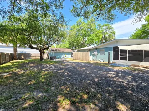 330 Barraclough Street Fort Pierce FL 34982