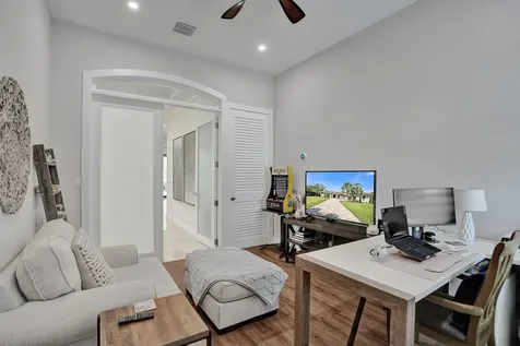 5805 NW 65th Terrace Parkland FL 33067