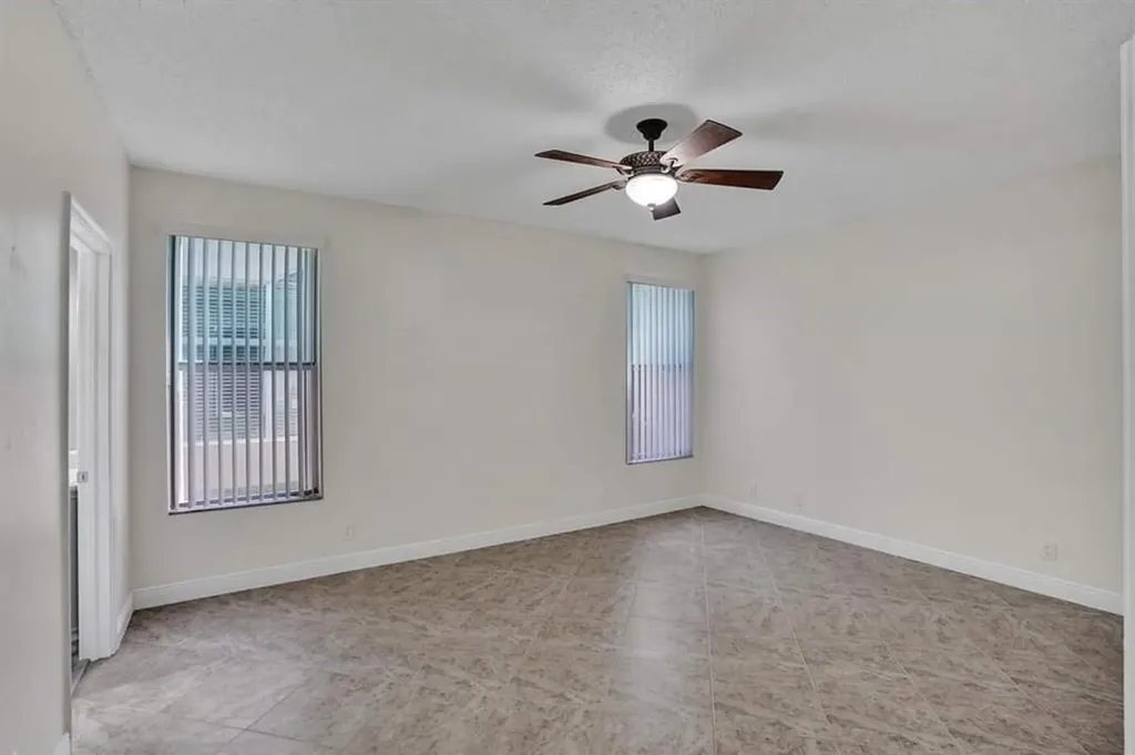 11032 Boston Drive Hollywood FL 33026