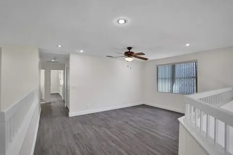 11032 Boston Drive Hollywood FL 33026