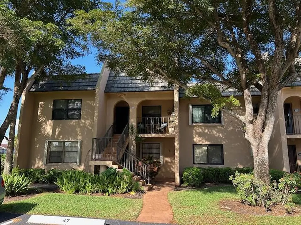 145 Lake Nancy Lane West Palm Beach FL 33411