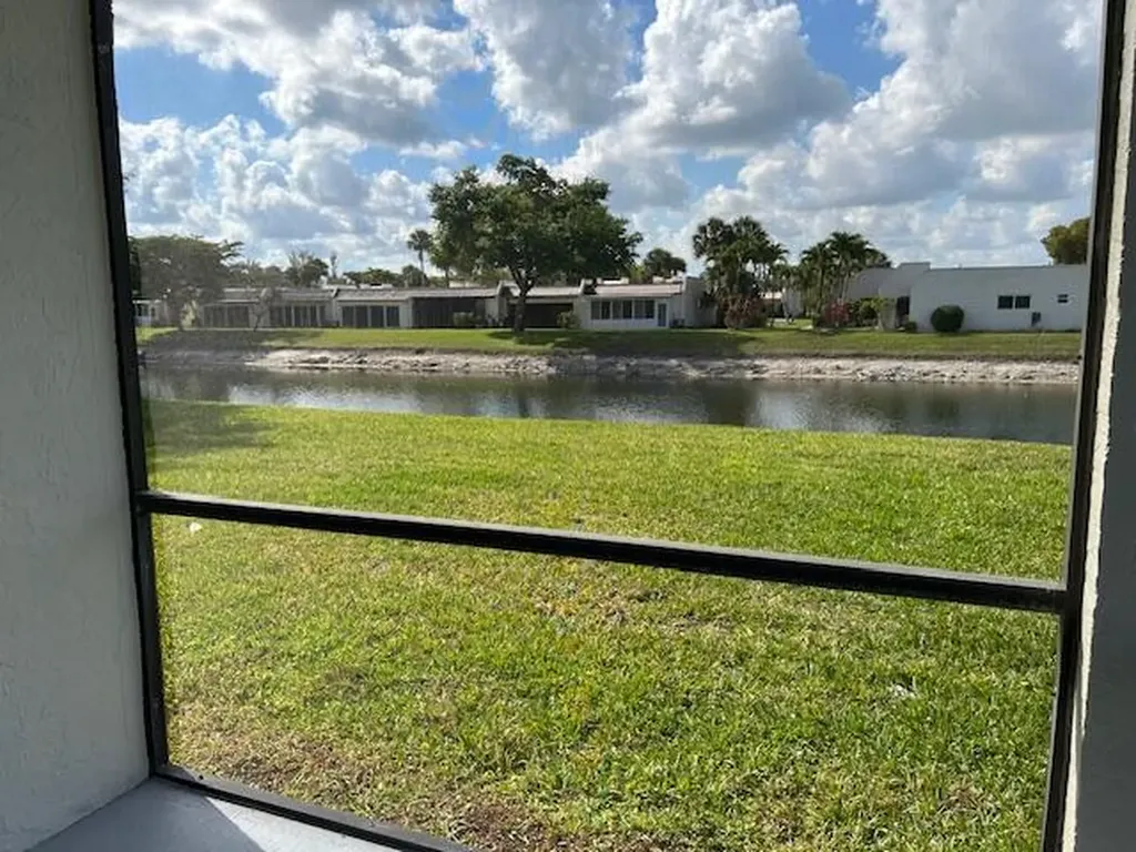 145 Lake Nancy Lane West Palm Beach FL 33411