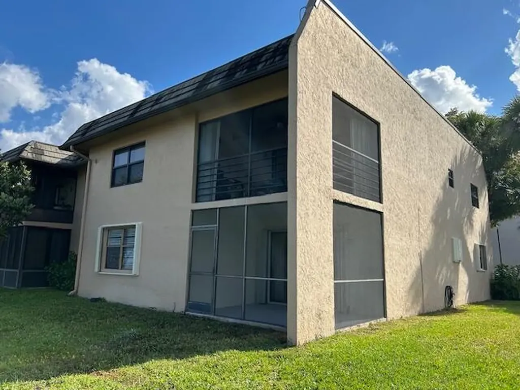 145 Lake Nancy Lane West Palm Beach FL 33411
