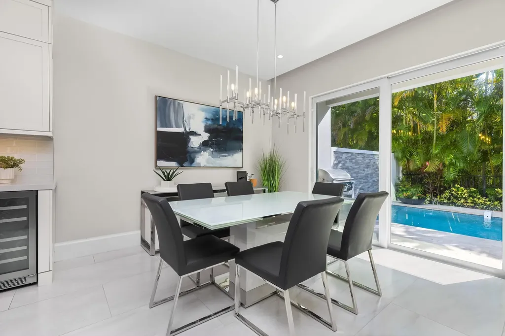 444 NE Wavecrest Way Boca Raton FL 33432