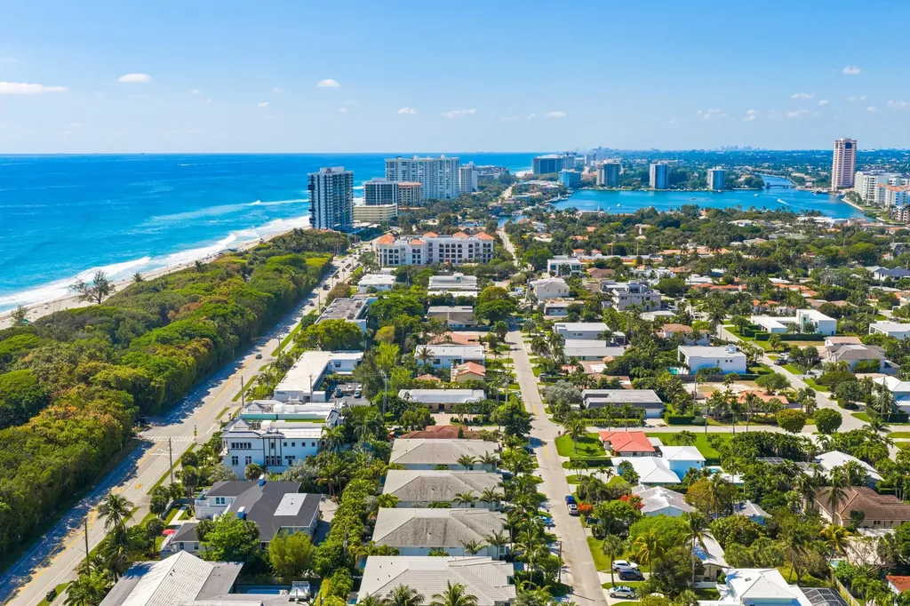 444 NE Wavecrest Way Boca Raton FL 33432