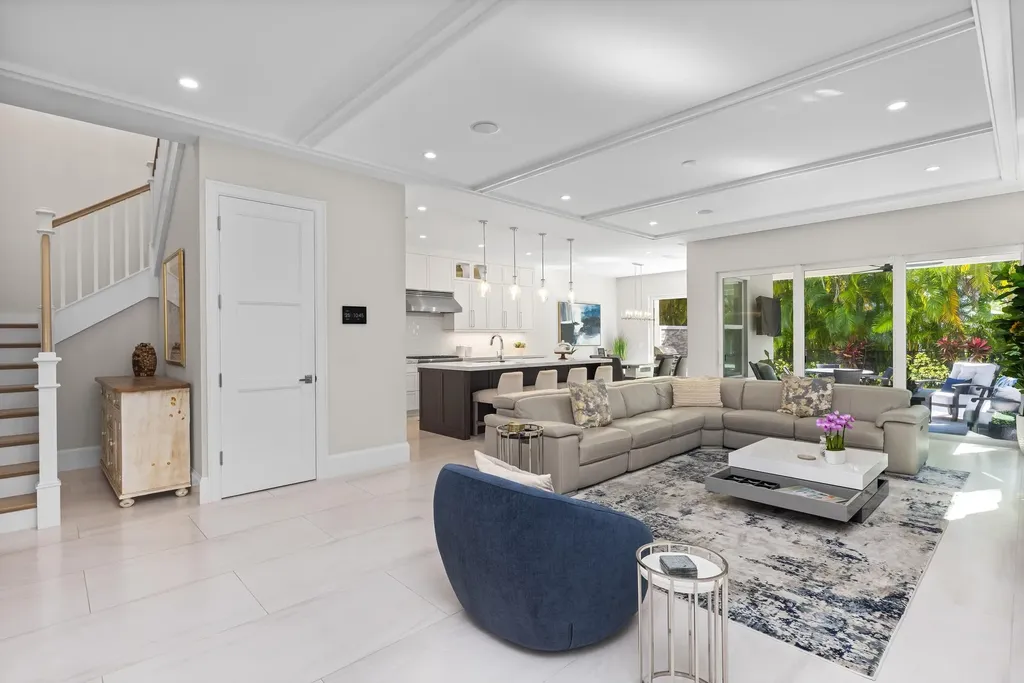 444 NE Wavecrest Way Boca Raton FL 33432