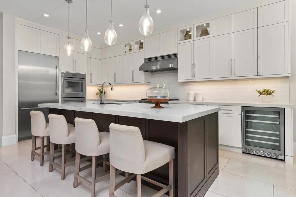 444 NE Wavecrest Way Boca Raton FL 33432
