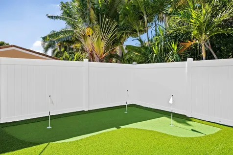 698 W Camino Boca Raton FL 33486