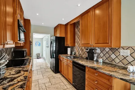 1433 NE 27th Street Pompano Beach FL 33064