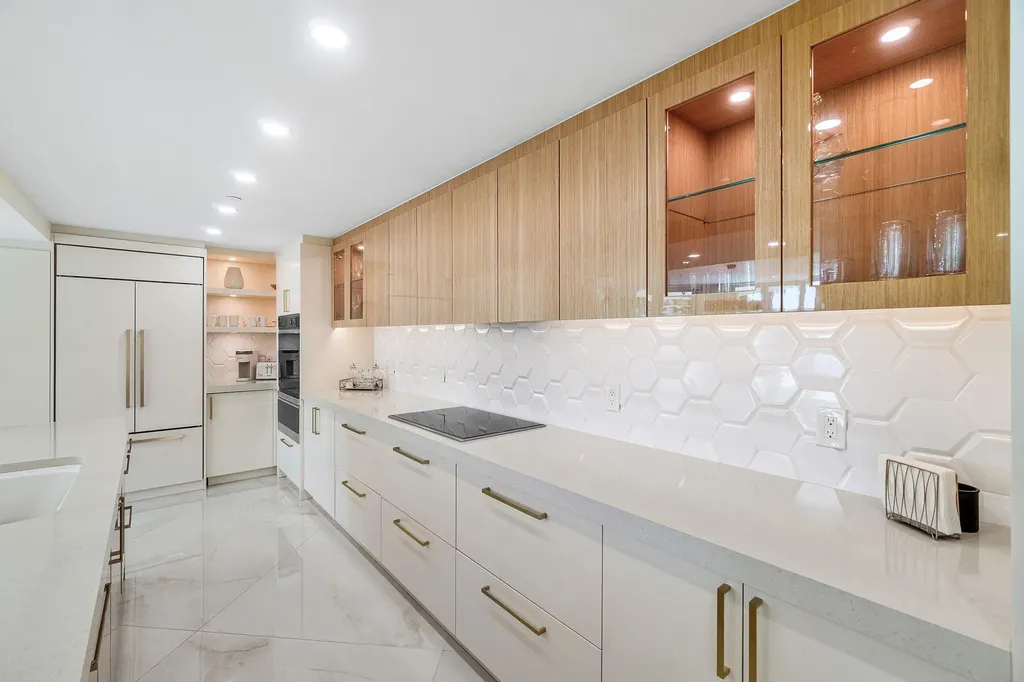 100 SE 5th Avenue Boca Raton FL 33432