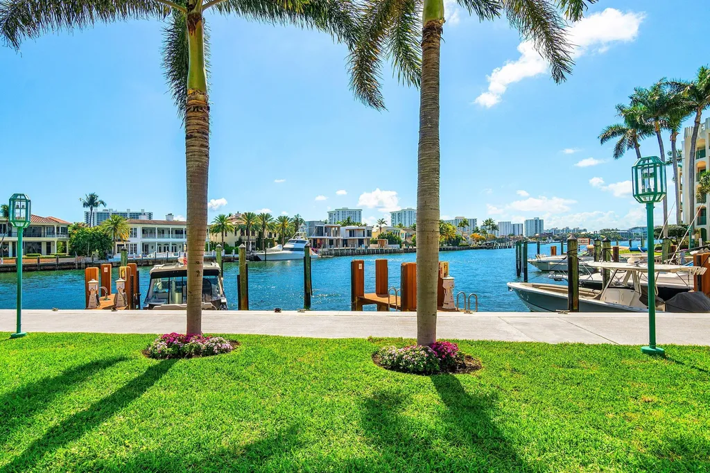 100 SE 5th Avenue Boca Raton FL 33432