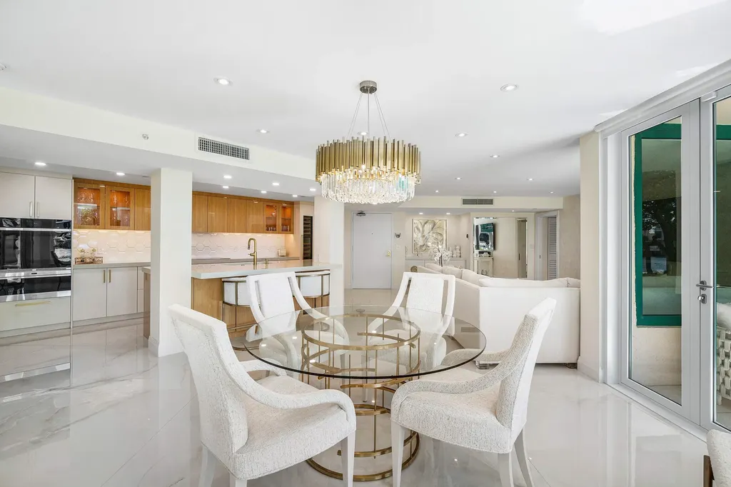 100 SE 5th Avenue Boca Raton FL 33432