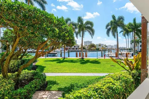 100 SE 5th Avenue Boca Raton FL 33432