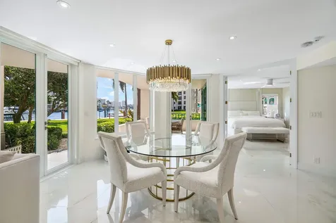 100 SE 5th Avenue Boca Raton FL 33432