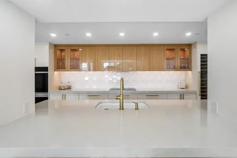 100 SE 5th Avenue Boca Raton FL 33432