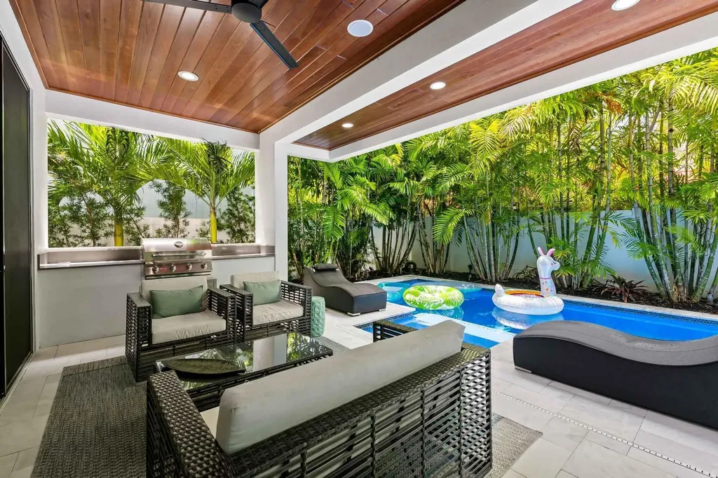 3400 NE 25th Street Fort Lauderdale FL 33305