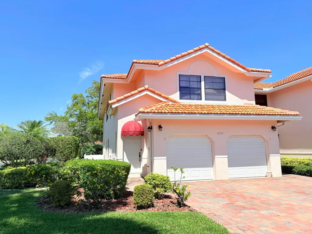 8659 Vía Reale Boca Raton FL 33496