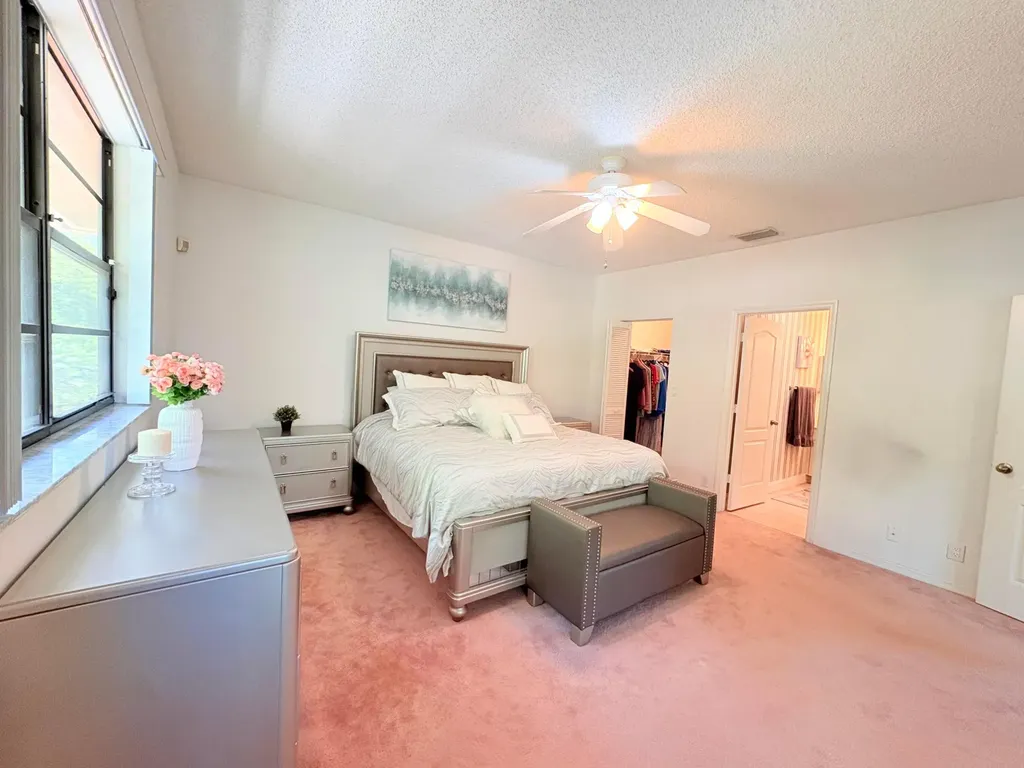 8659 Vía Reale Boca Raton FL 33496