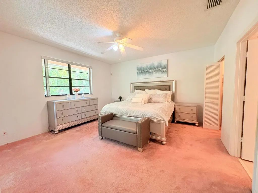 8659 Vía Reale Boca Raton FL 33496
