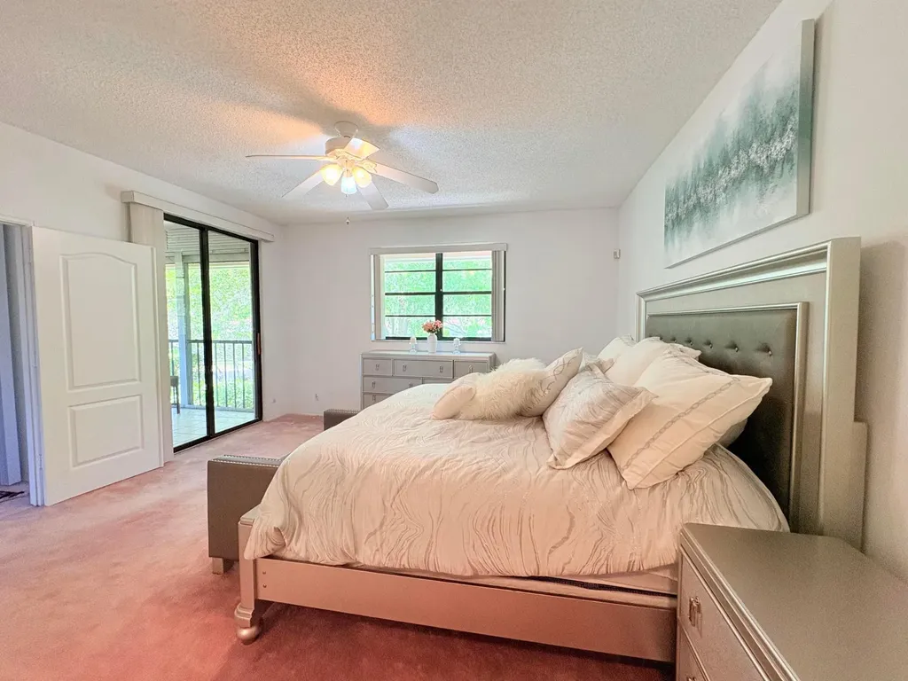 8659 Vía Reale Boca Raton FL 33496