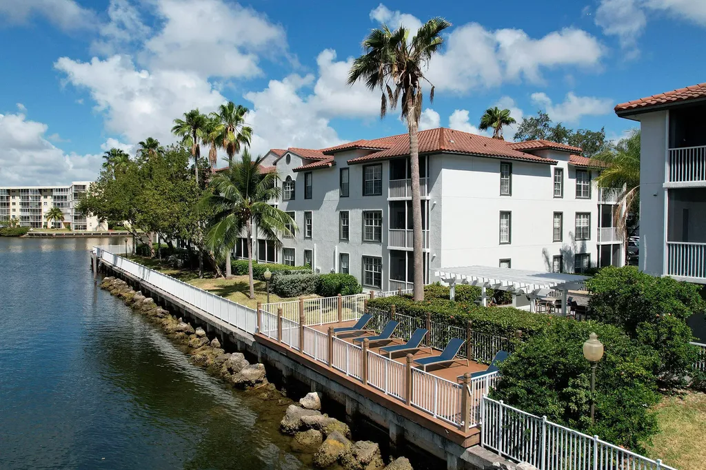 17900 NE 31st Court Aventura FL 33160