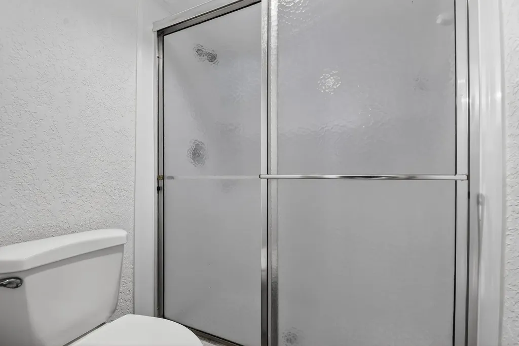320 Woodland Road Palm Springs FL 33461