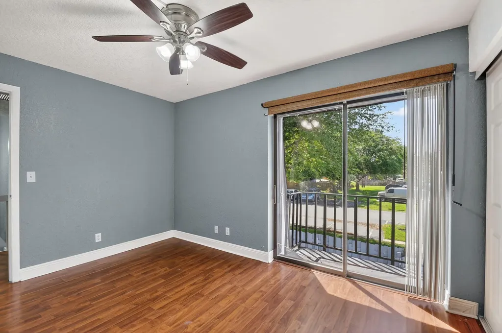 320 Woodland Road Palm Springs FL 33461
