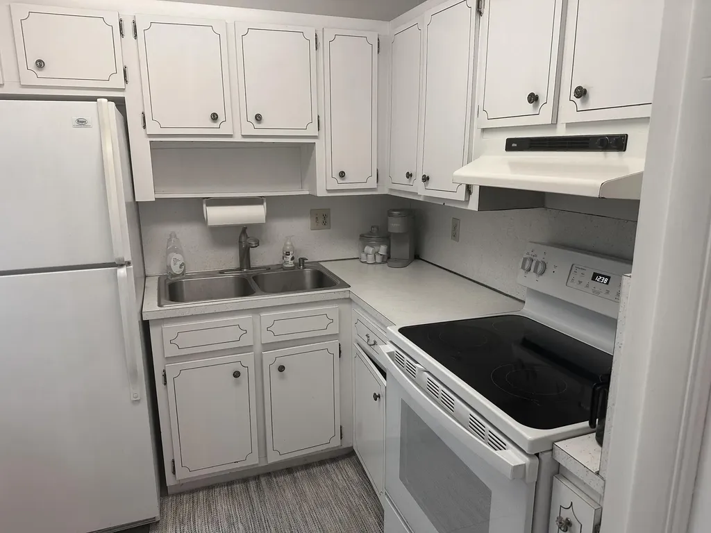 3930 Crystal Lake Drive Deerfield Beach FL 33064