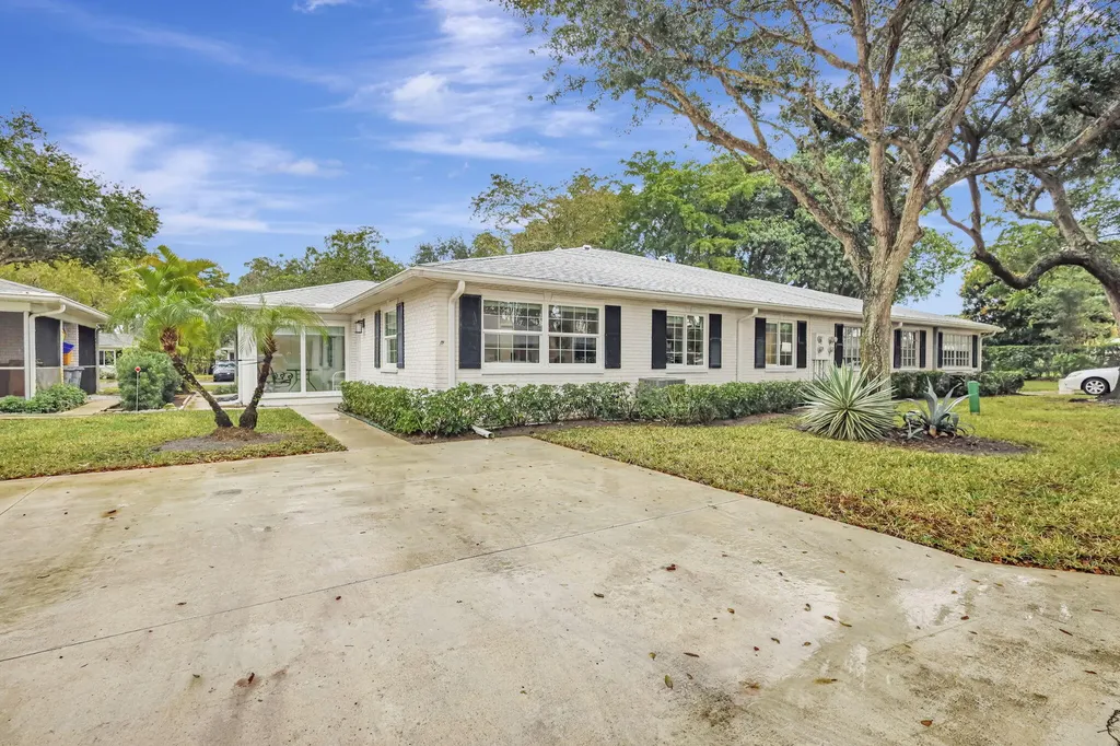 10164 S 45th Way Boynton Beach FL 33436